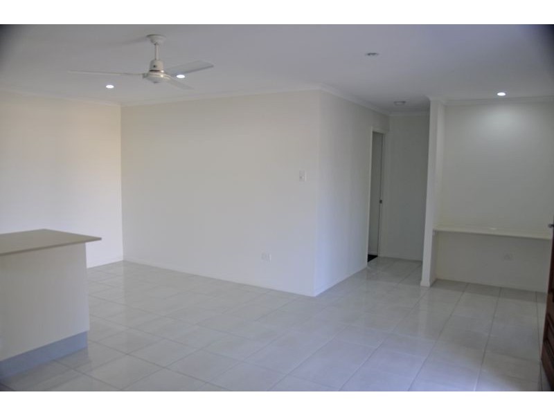 1/16 Sophia St, Mackay QLD 4740