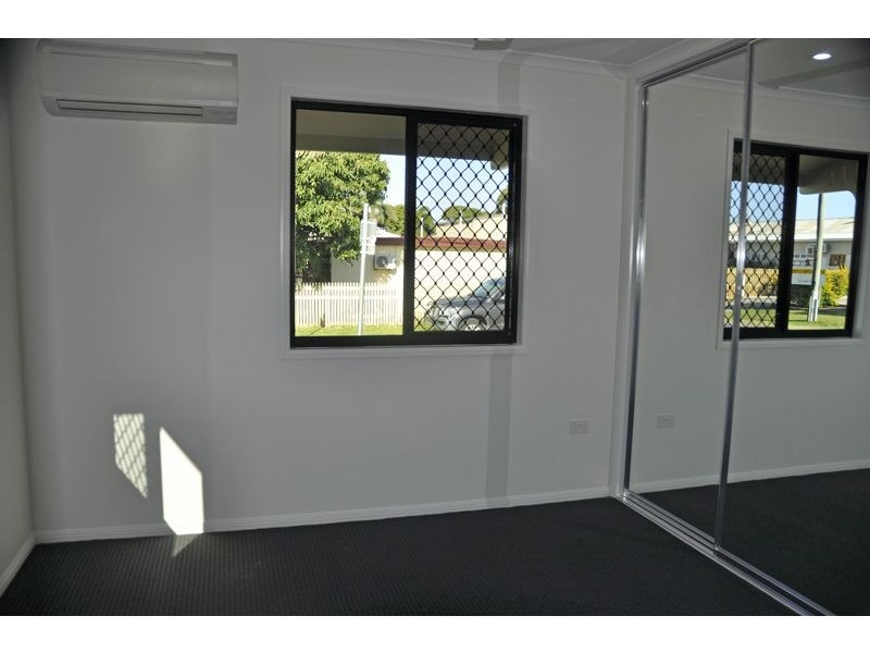 1/16 Sophia St, Mackay QLD 4740