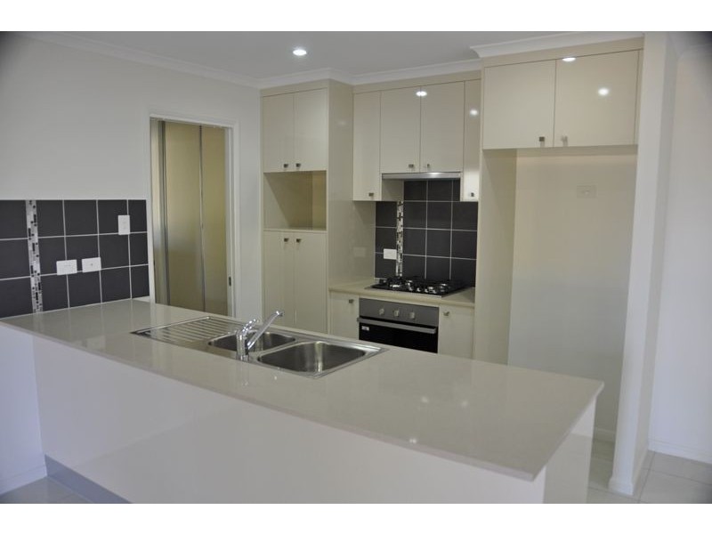 1/16 Sophia St, Mackay QLD 4740