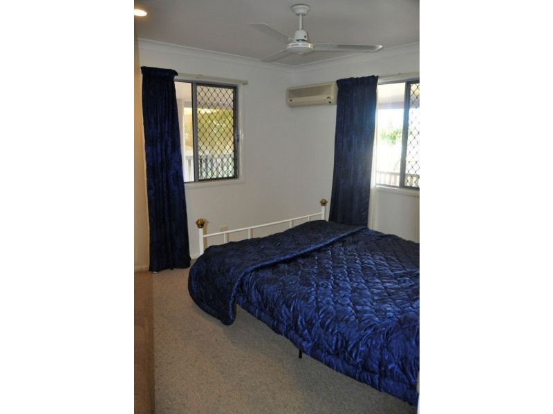 4 Marcella St, Rural View QLD 4740