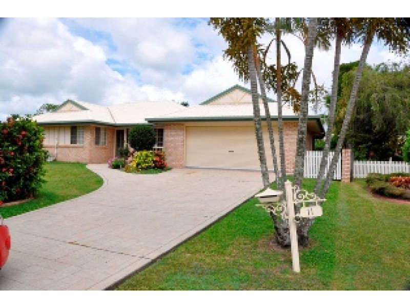 11 Michael Crt, Ooralea QLD 4740