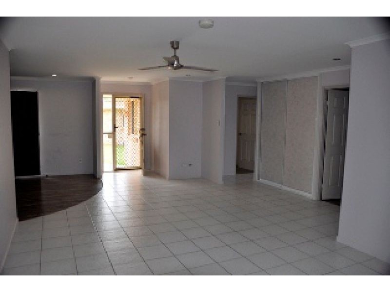 11 Michael Crt, Ooralea QLD 4740