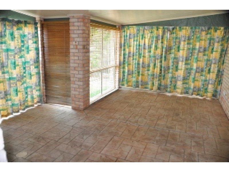 11 Michael Crt, Ooralea QLD 4740