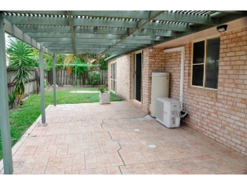 11 Michael Crt, Ooralea QLD 4740