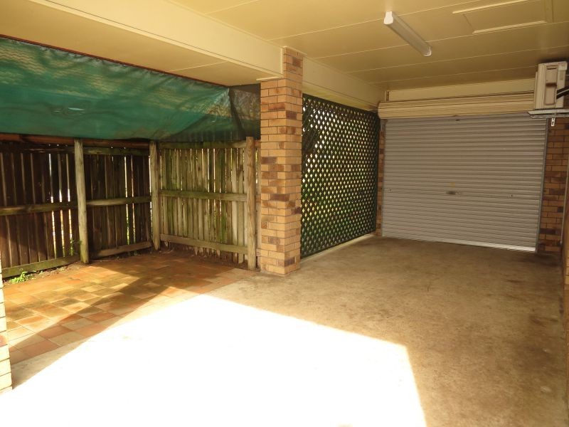 4 Seabreeze Crt, Slade Point QLD 4740