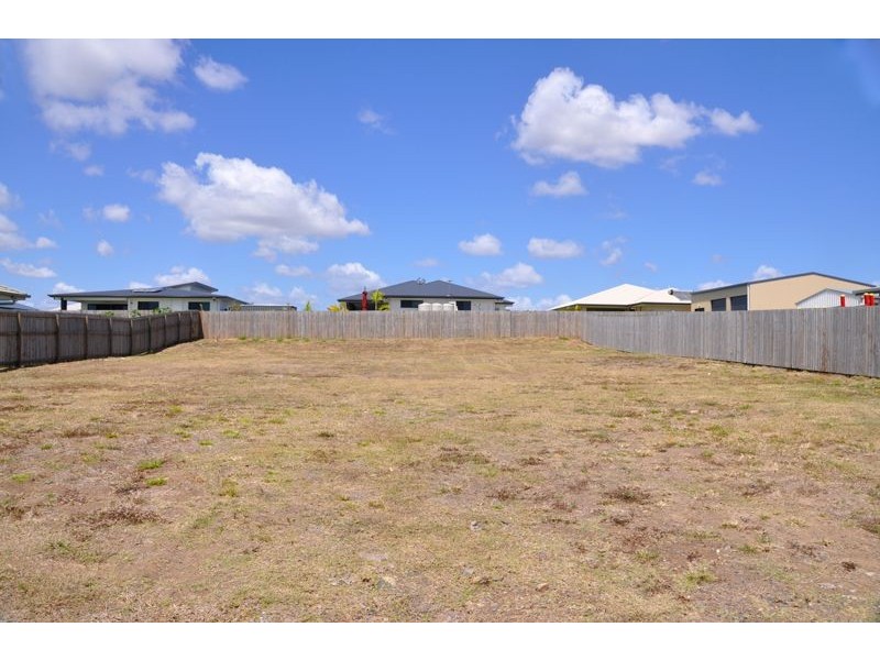 39 Bowden Cres, Marian QLD 4753