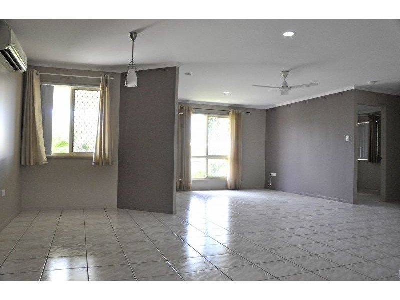 1/61 Edward St, South Mackay QLD 4740