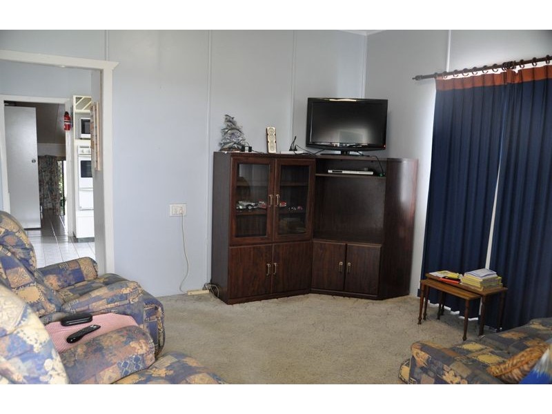 36 Mcintyre St, East Mackay QLD 4740