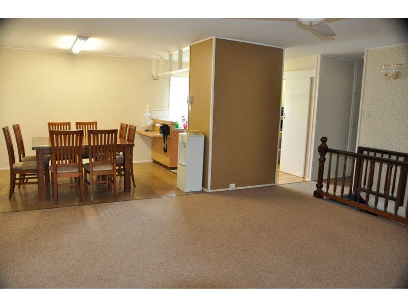 10 Creese St, Beaconsfield QLD 4740