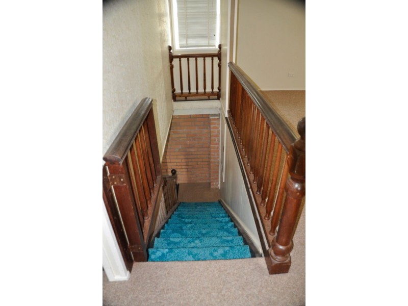 10 Creese St, Beaconsfield QLD 4740