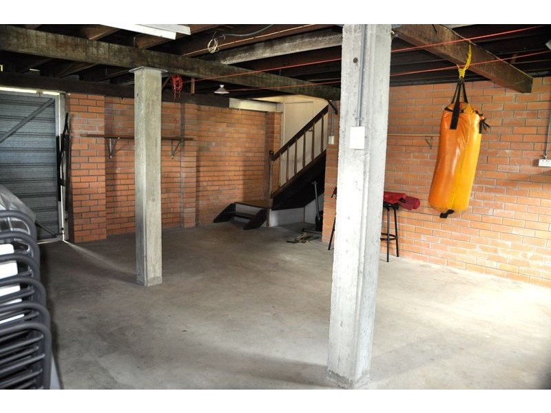 10 Creese St, Beaconsfield QLD 4740