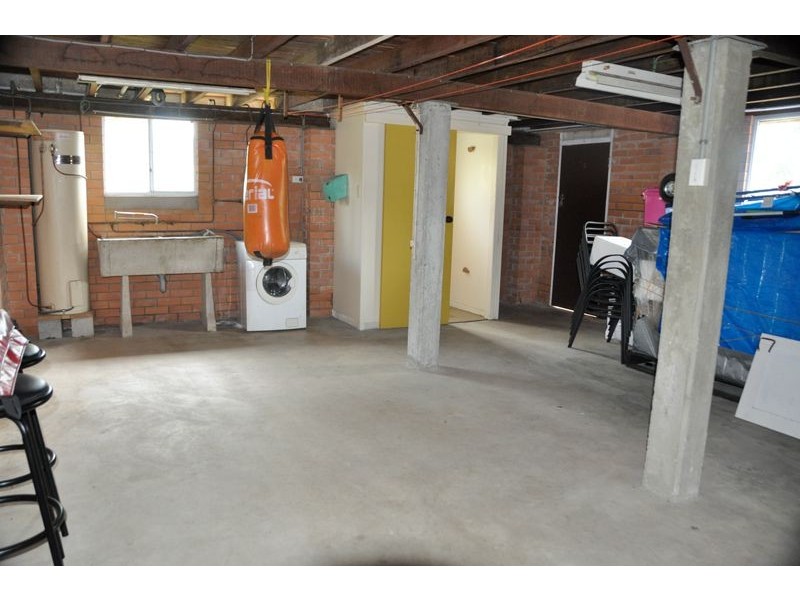 10 Creese St, Beaconsfield QLD 4740