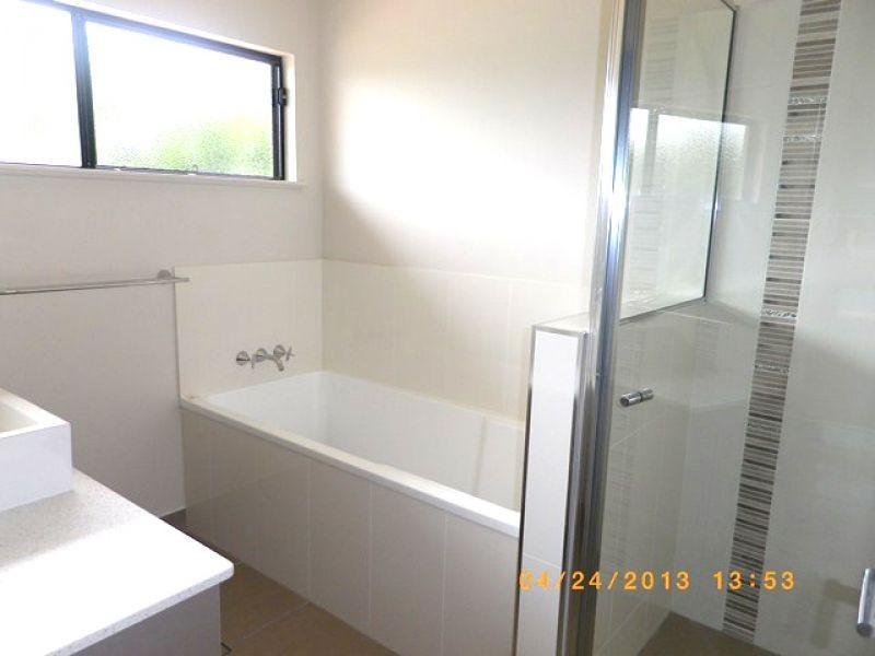 19 Firefly Cres, Ooralea QLD 4740