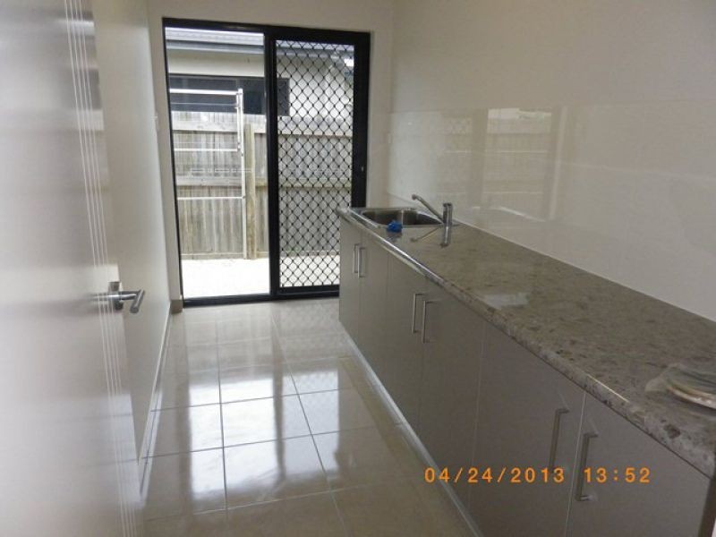 19 Firefly Cres, Ooralea QLD 4740