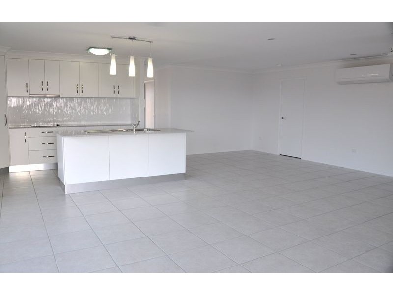 21 Deguara Drive, Beaconsfield QLD 4740