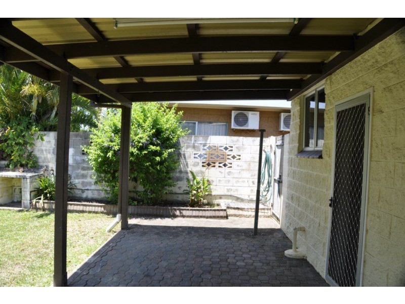 9 Poole St, Eimeo QLD 4740