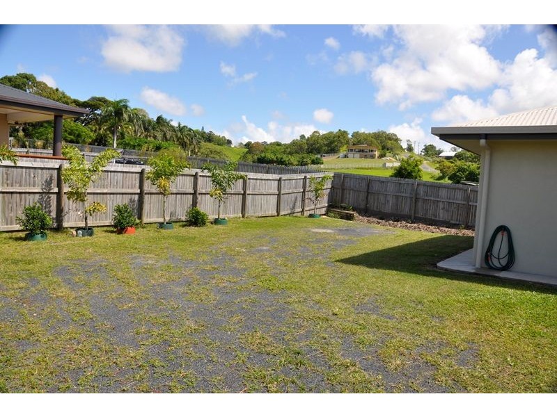 2 Webb Crt, Rural View QLD 4740