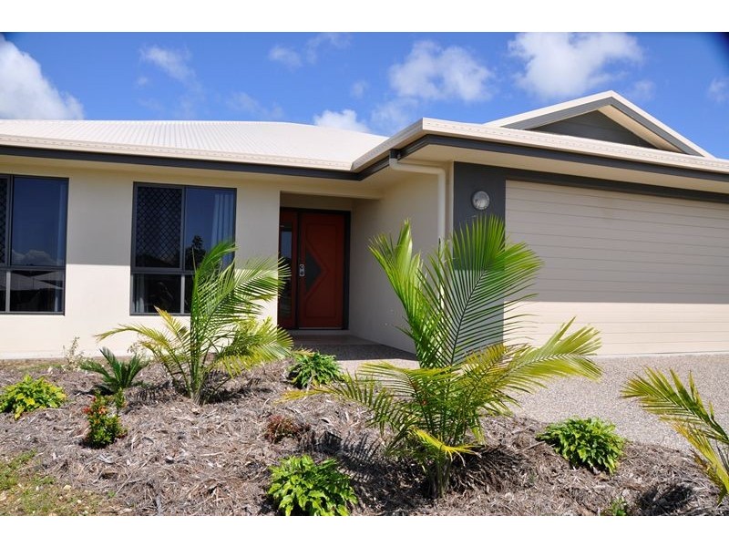 2 Webb Crt, Rural View QLD 4740