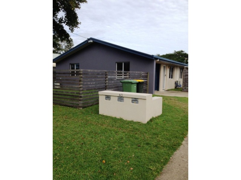 2/40 Mengel St, South Mackay QLD 4740