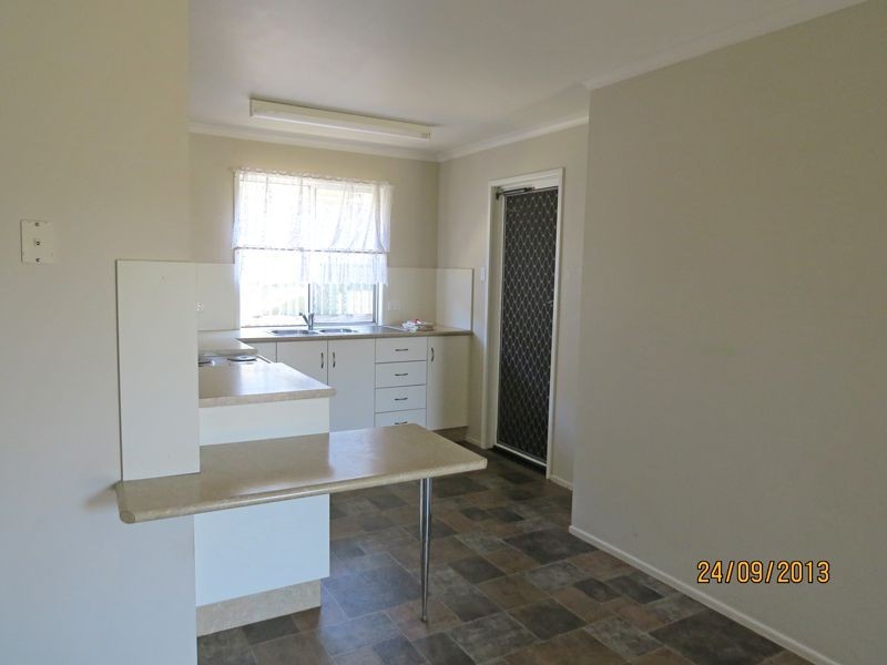 2/40 Mengel St, South Mackay QLD 4740