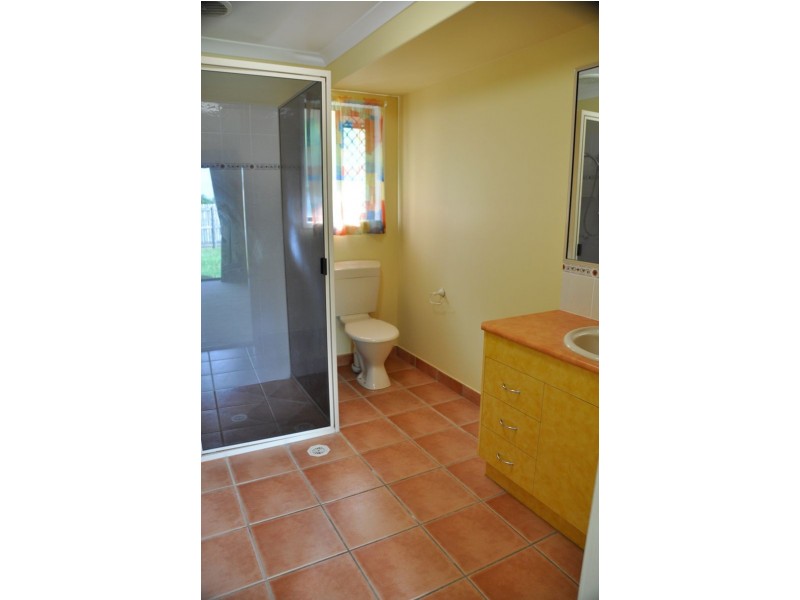 16 Barber Drv, Eimeo QLD 4740