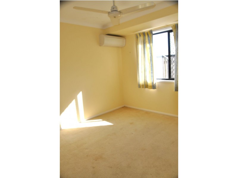 16 Barber Drv, Eimeo QLD 4740