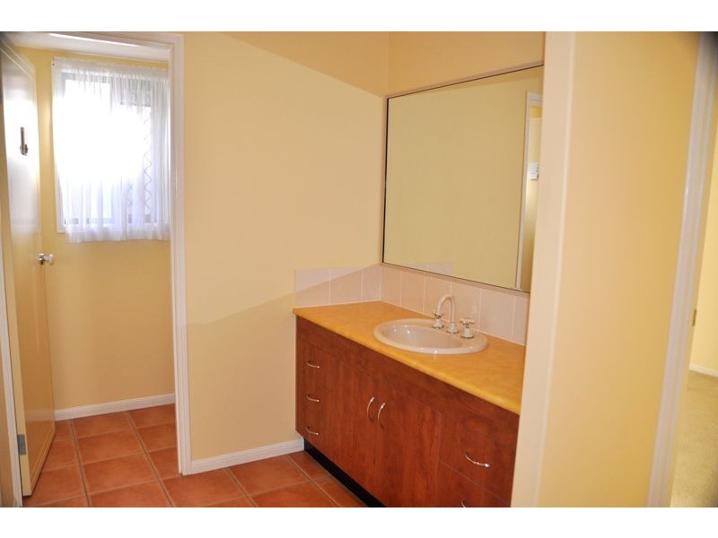 16 Barber Drv, Eimeo QLD 4740