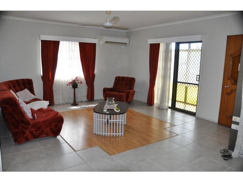 19 Macquarie St, Mount Pleasant QLD 4740