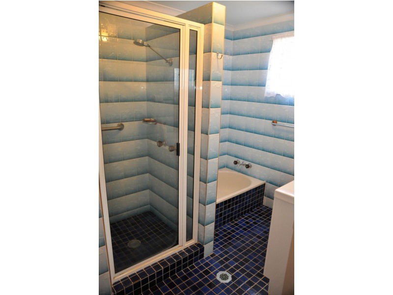 19 Macquarie St, Mount Pleasant QLD 4740