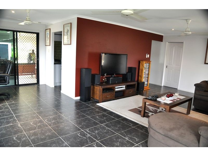 57 Barber Drv, Eimeo QLD 4740