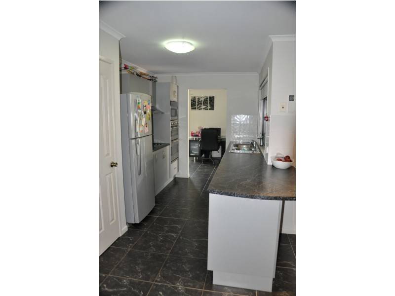 57 Barber Drv, Eimeo QLD 4740