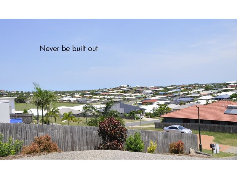 32 Mulcahy Cres, Eimeo QLD 4740