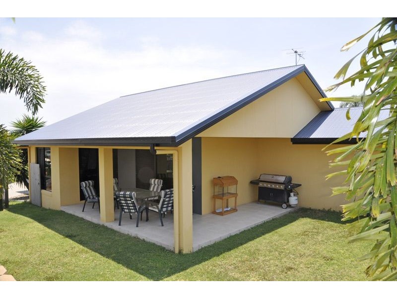 32 Mulcahy Cres, Eimeo QLD 4740