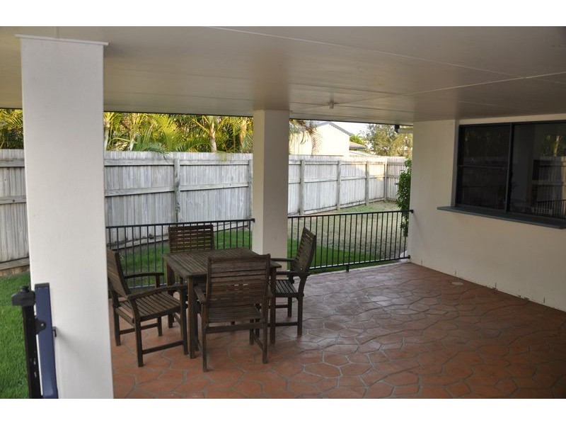 4 Marine Pde, Bucasia QLD 4750