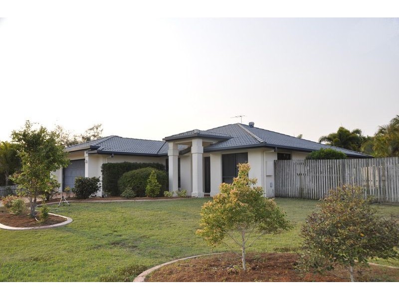 4 Marine Pde, Bucasia QLD 4750