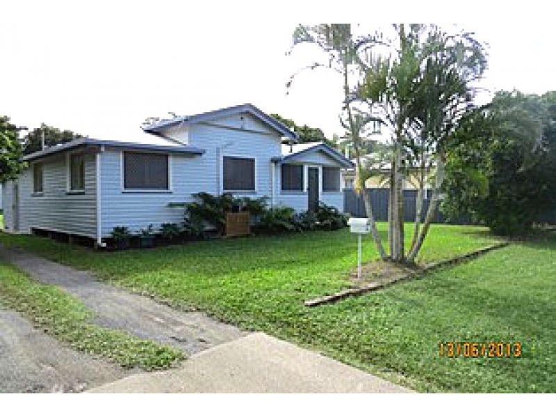 24 Pratt St, South Mackay QLD 4740