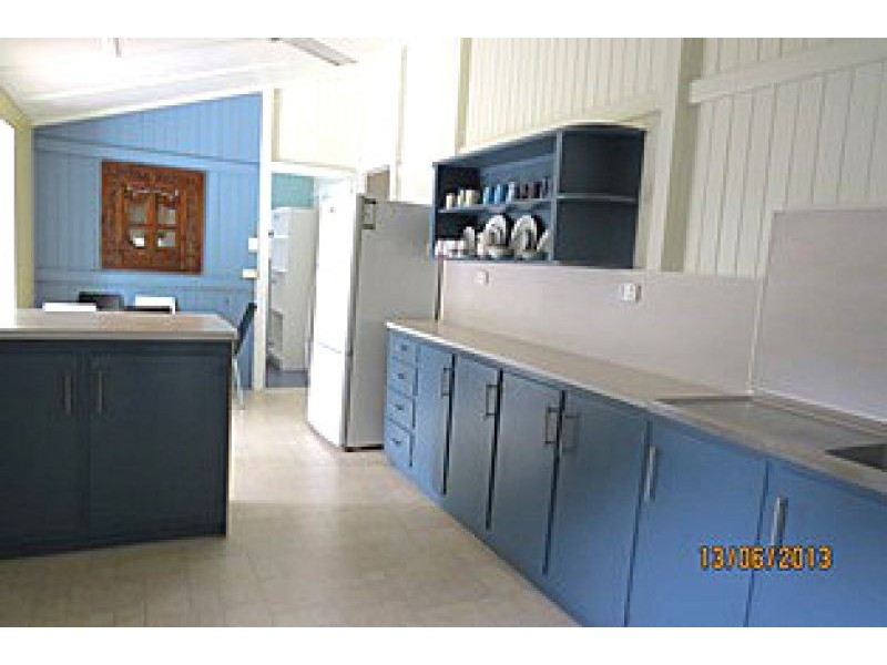 24 Pratt St, South Mackay QLD 4740