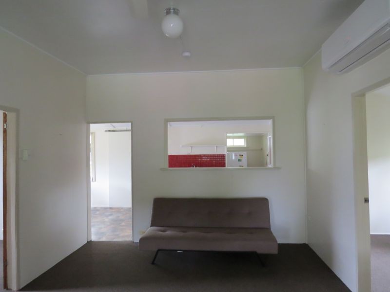 9 Pratt St, South Mackay QLD 4740