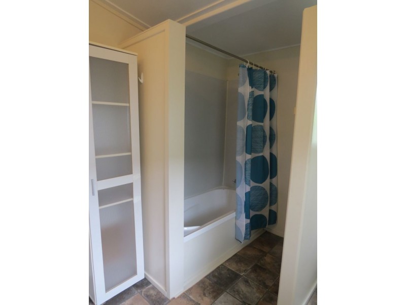 9 Pratt St, South Mackay QLD 4740