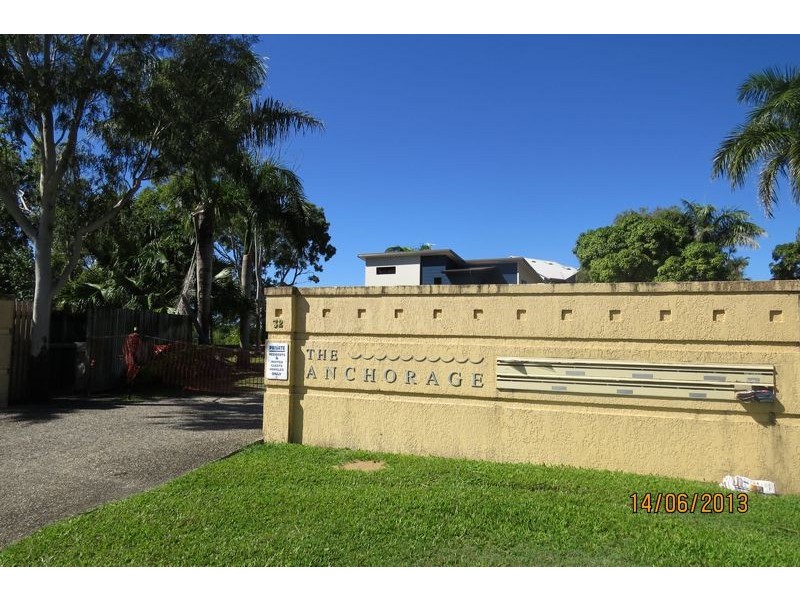 32 Bassett St, North Mackay QLD 4740