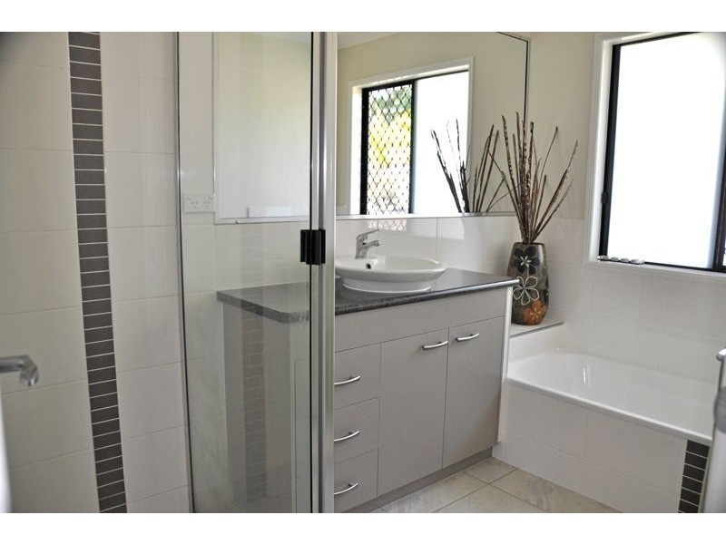 590 Farleigh Habana Rd, Habana QLD 4740