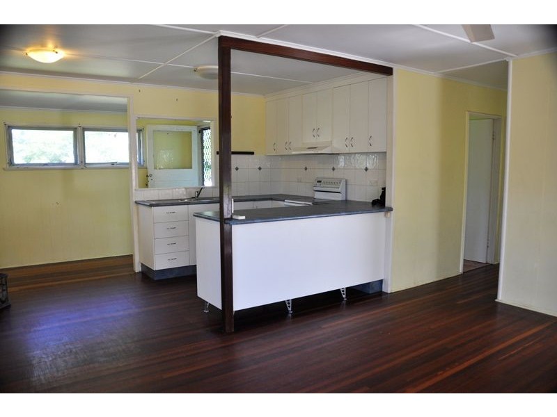 13 Manuel St, North Mackay QLD 4740