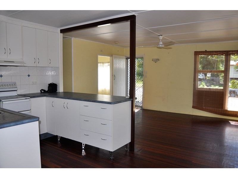 13 Manuel St, North Mackay QLD 4740