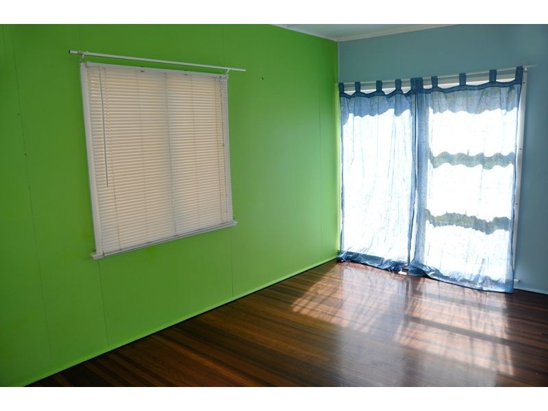 13 Manuel St, North Mackay QLD 4740