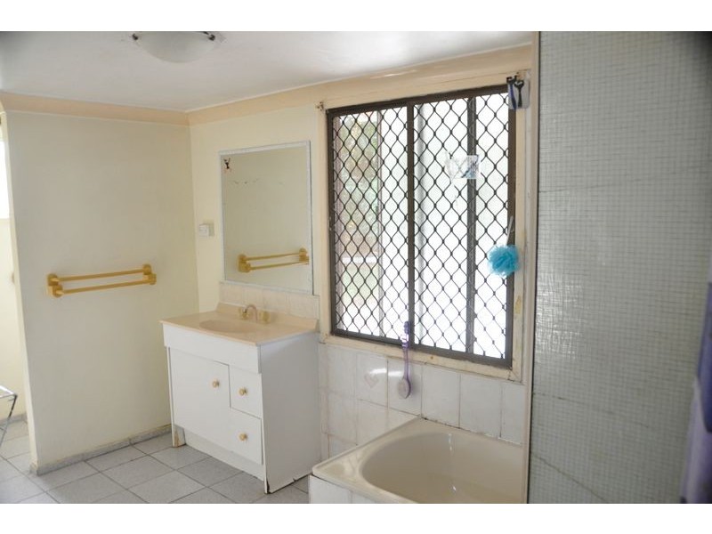 70 Beaconsfield Rd, Beaconsfield QLD 4740