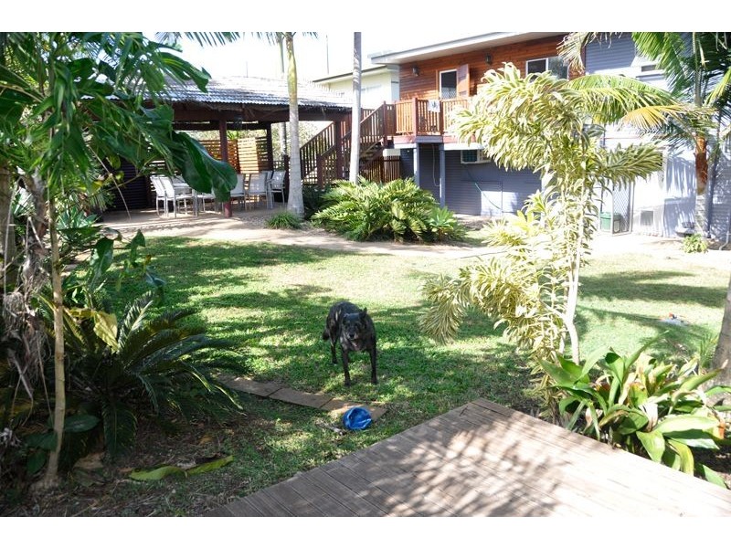 10 Shakespeare St, East Mackay QLD 4740
