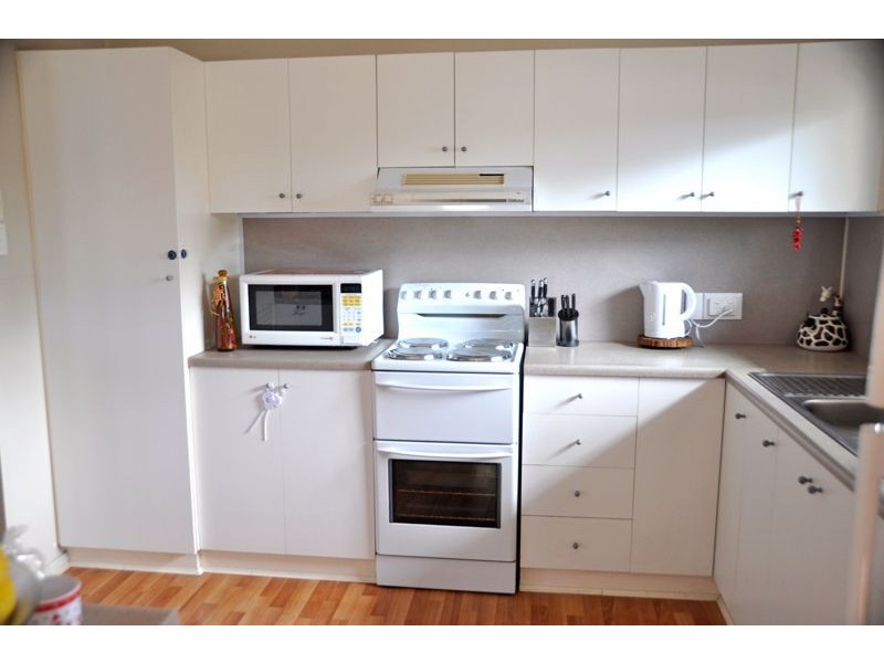 10 Shakespeare St, East Mackay QLD 4740