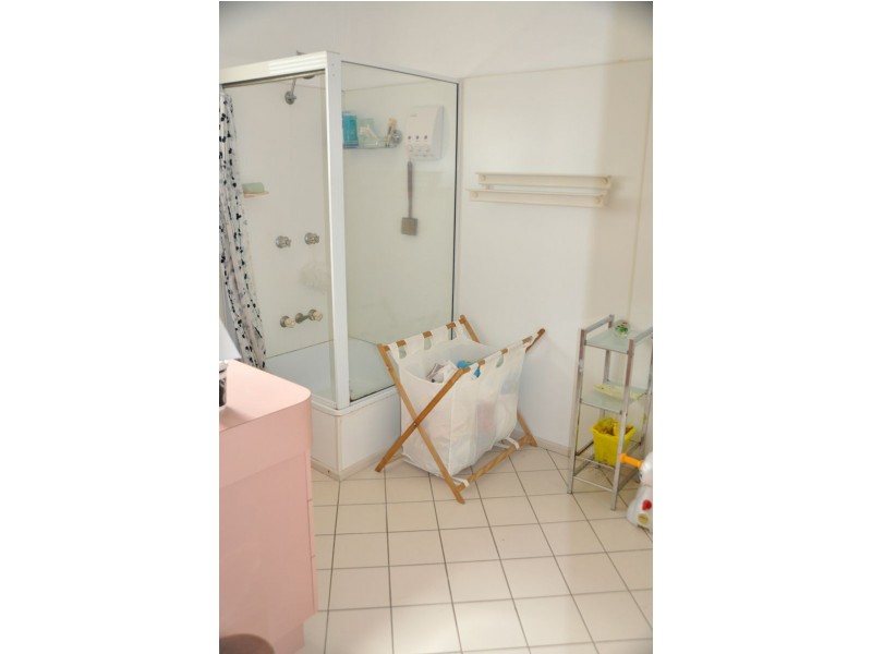 10 Shakespeare St, East Mackay QLD 4740