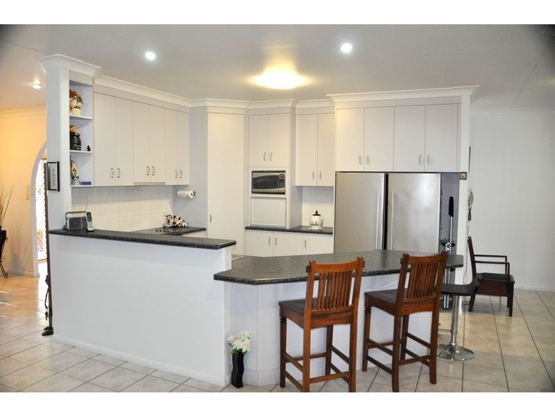 5 Rankin St, Armstrong Beach QLD 4737
