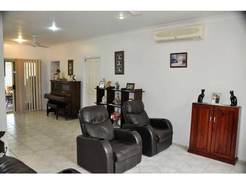 5 Rankin St, Armstrong Beach QLD 4737